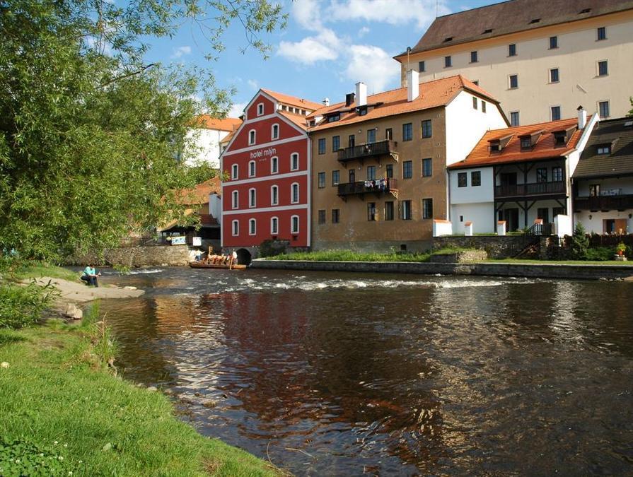 Český Krumlov Hotel Mlyn מראה חיצוני תמונה